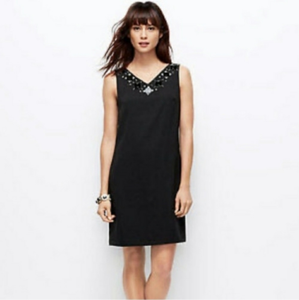 Ann Taylor Signature Black Beaded Low Plunge Dress Luxury Celeb Style Mobwife - Picture 2 of 14